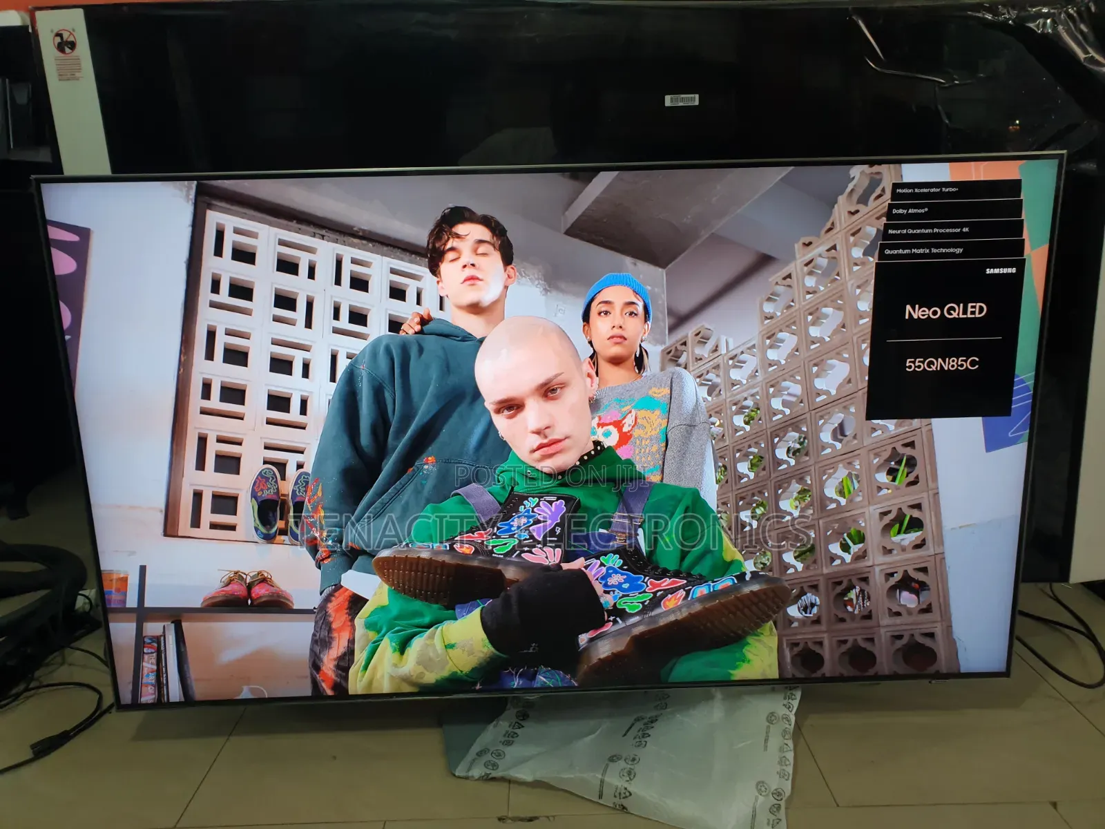 New Neo Qled Samsung 55"uhd HDR Smart Satellite TV