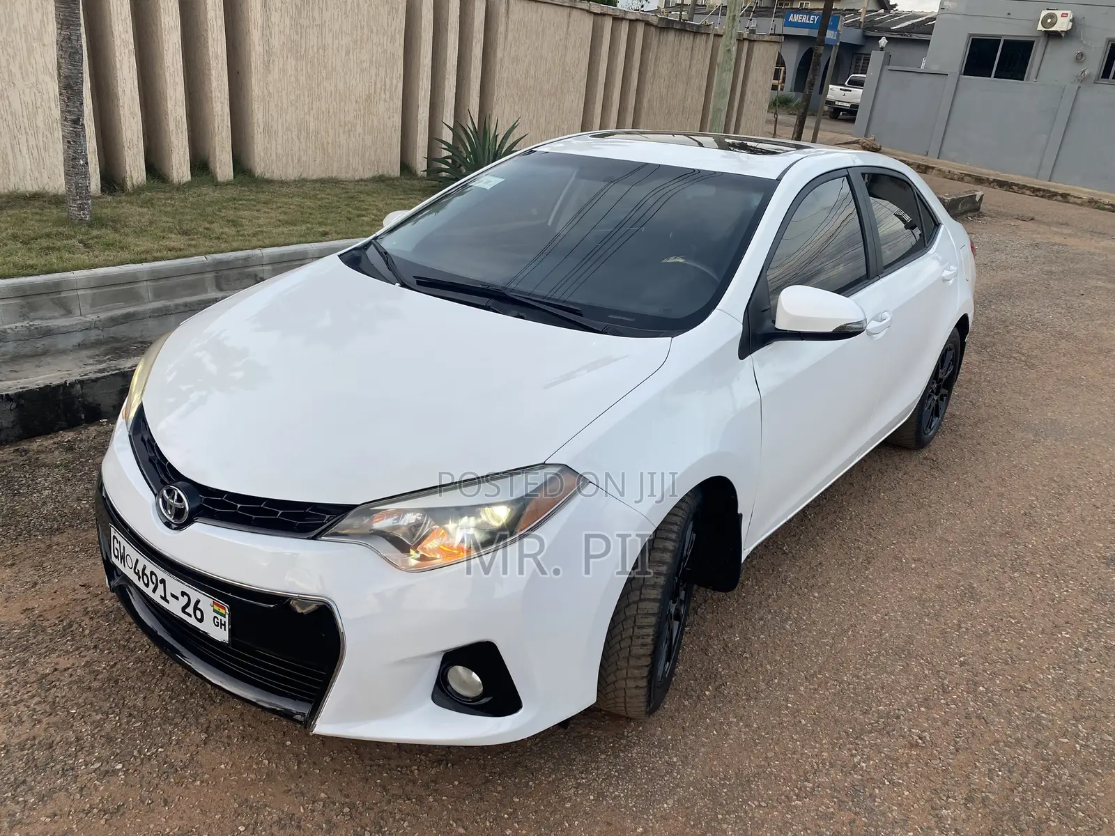 Toyota Corolla 2016 White