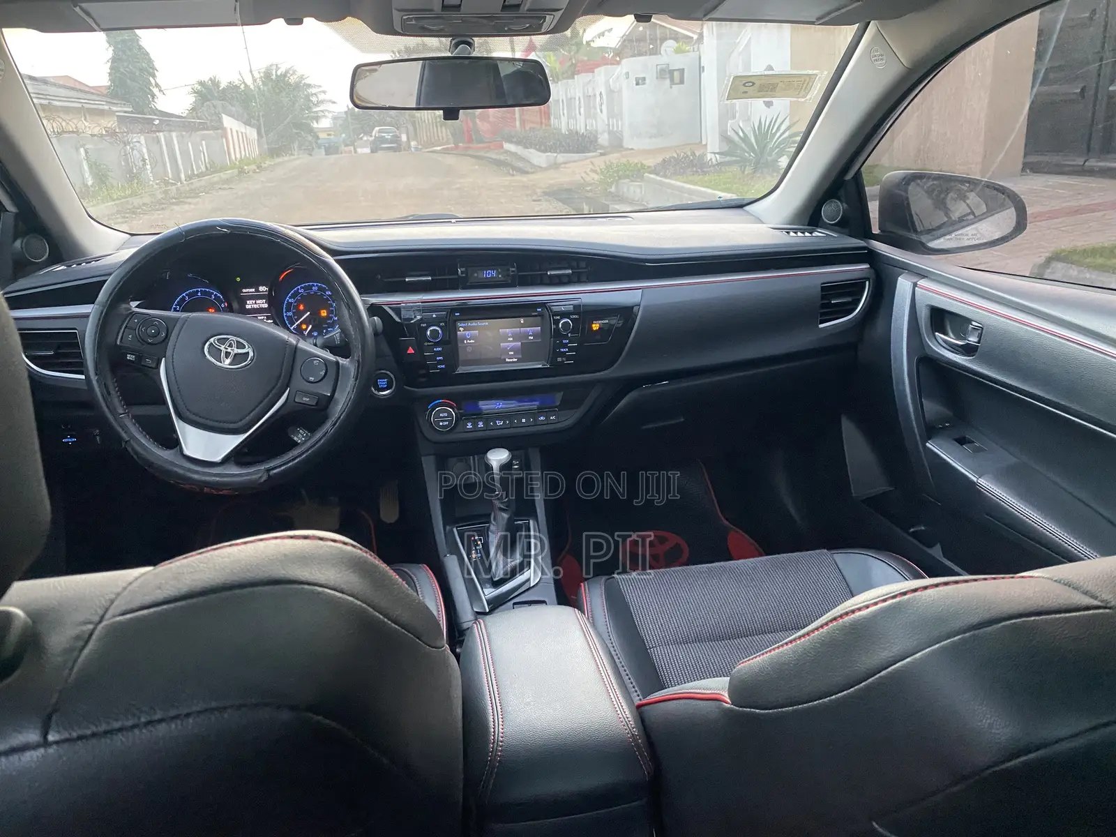 Toyota Corolla 2016 White