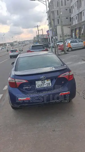 Toyota Corolla 2016 Blue