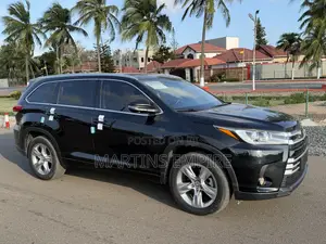 Toyota Highlander XLE 2019 Black