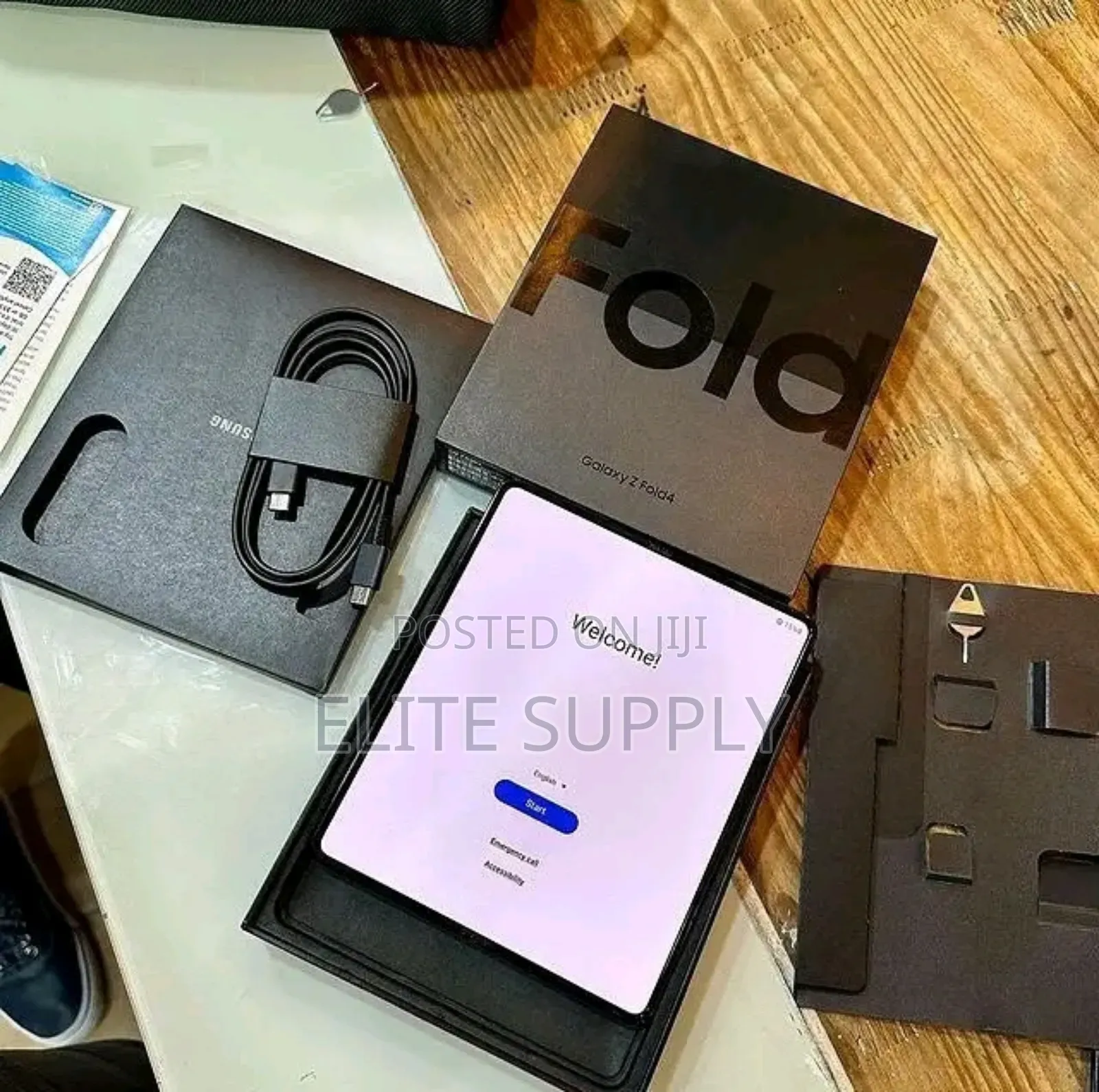 New Samsung Galaxy Z Fold4 512 GB Black