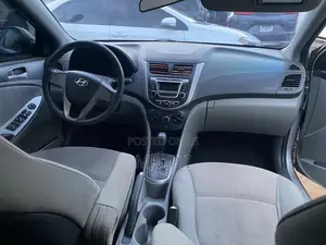 Hyundai Accent 2014 Silver