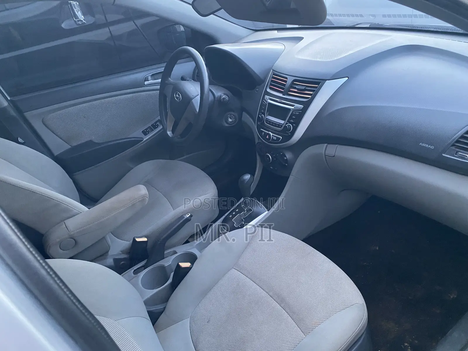 Hyundai Accent 2014 Silver
