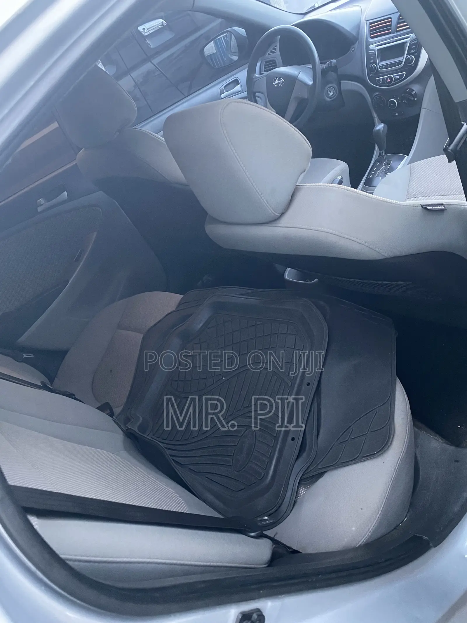 Hyundai Accent 2014 Silver