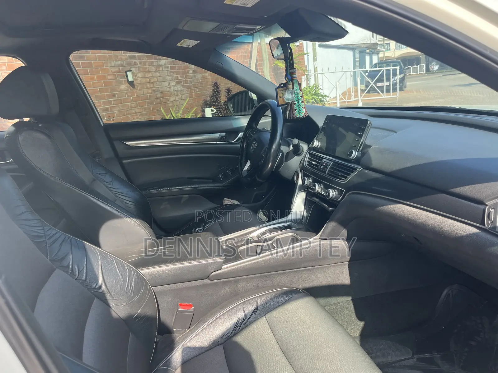 Honda Accord 2018 Off white