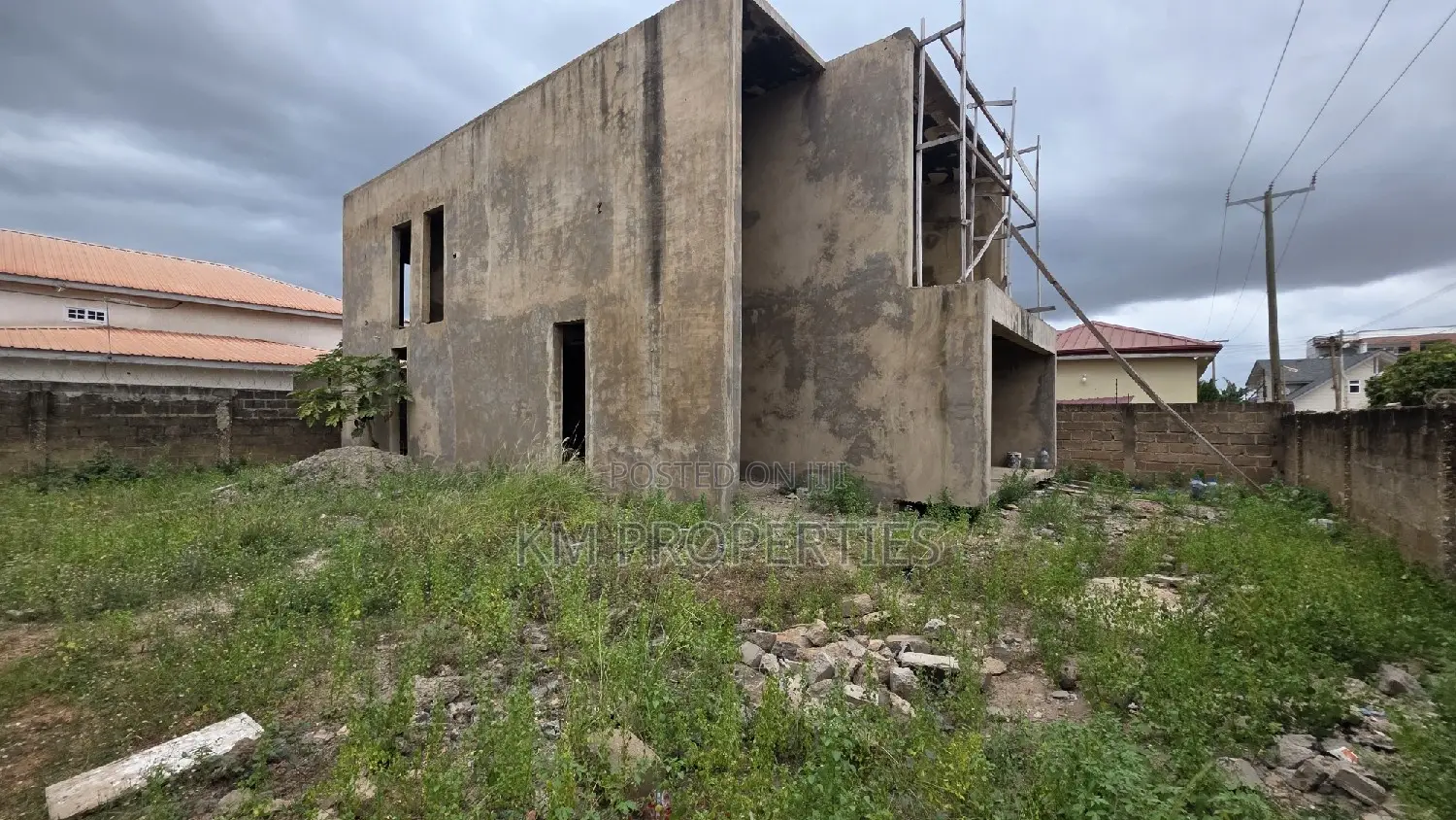 4bdrm Mansion in North Legon for sale