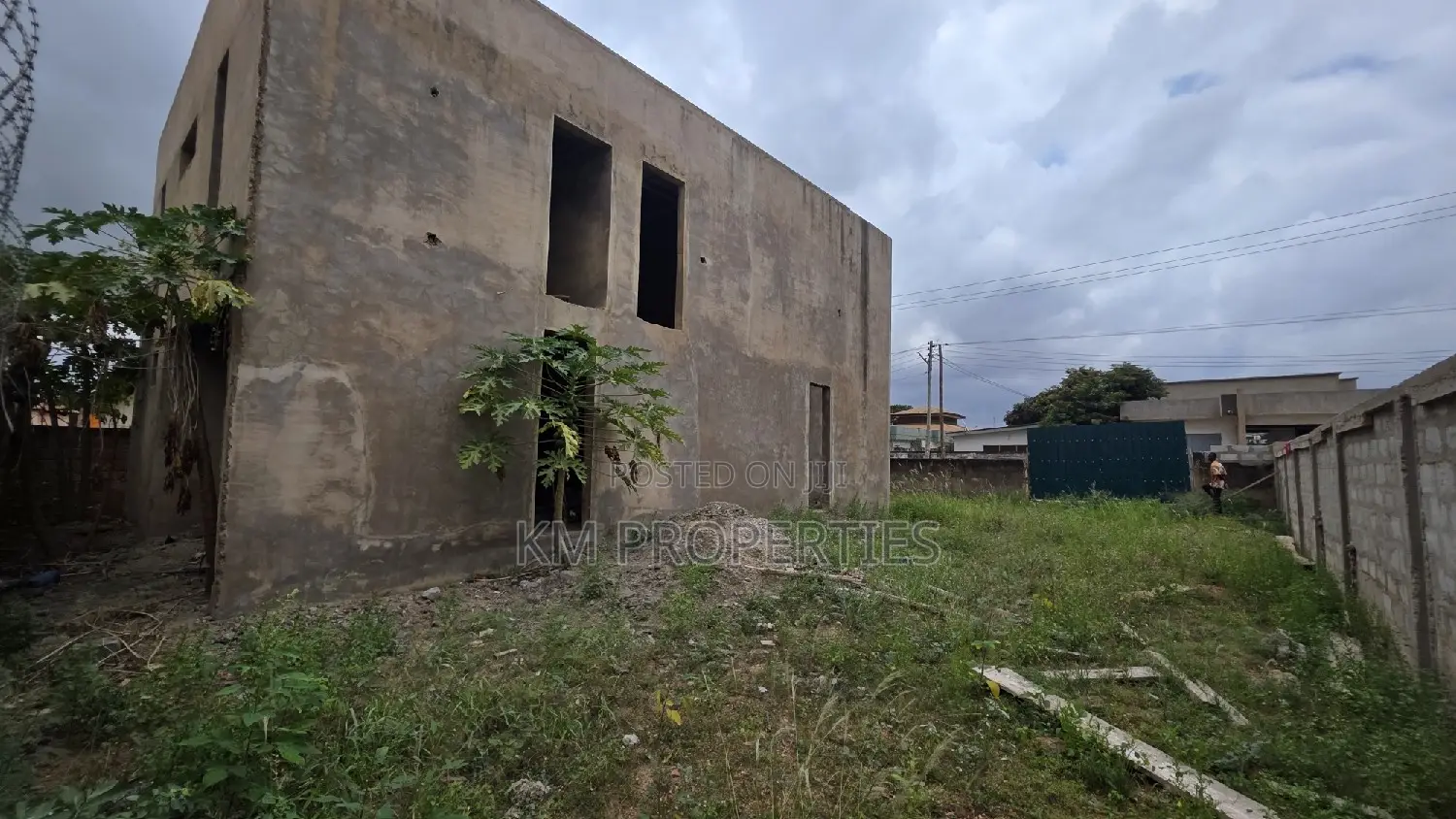 4bdrm Mansion in North Legon for sale