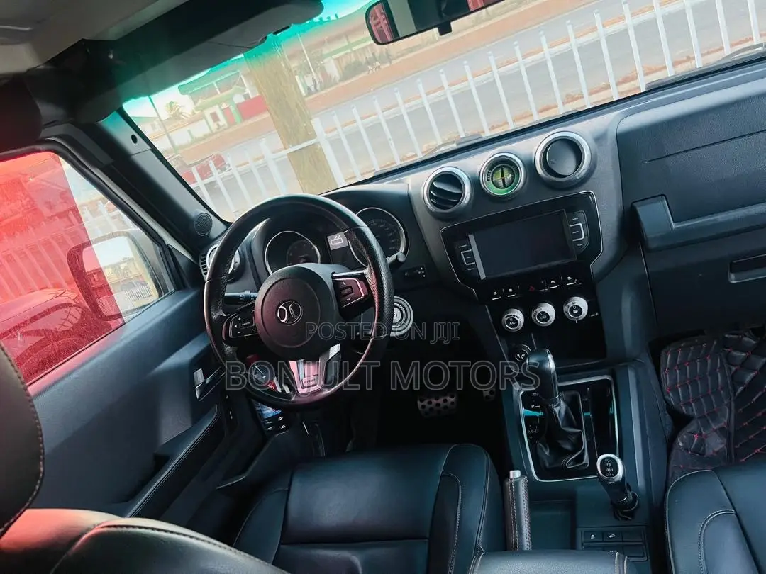 BAIC X424 2018 White
