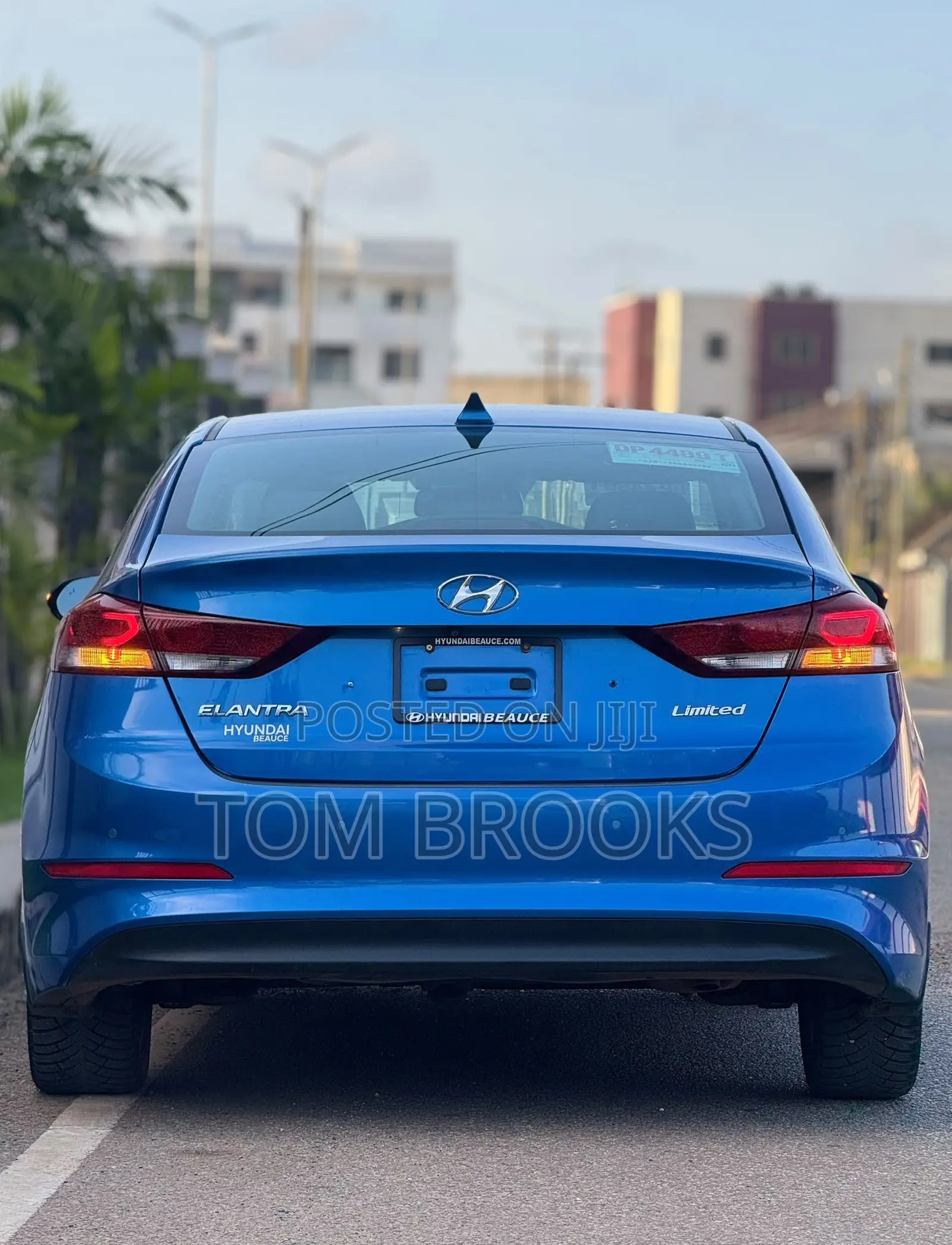 Hyundai Elantra Limited 2018 Blue