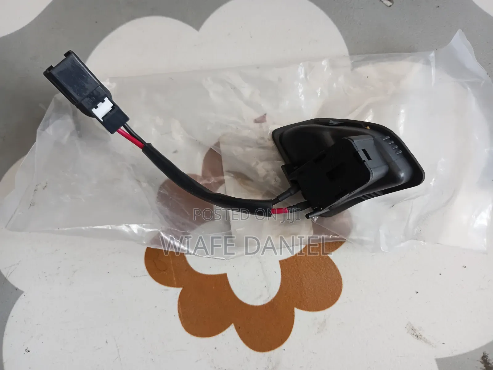 Hyundai Santafe 2014 Petrol Door Swicth