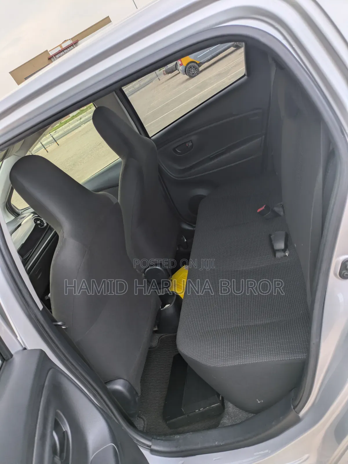 Toyota Vitz 1.3 FWD 5dr 2018 Silver