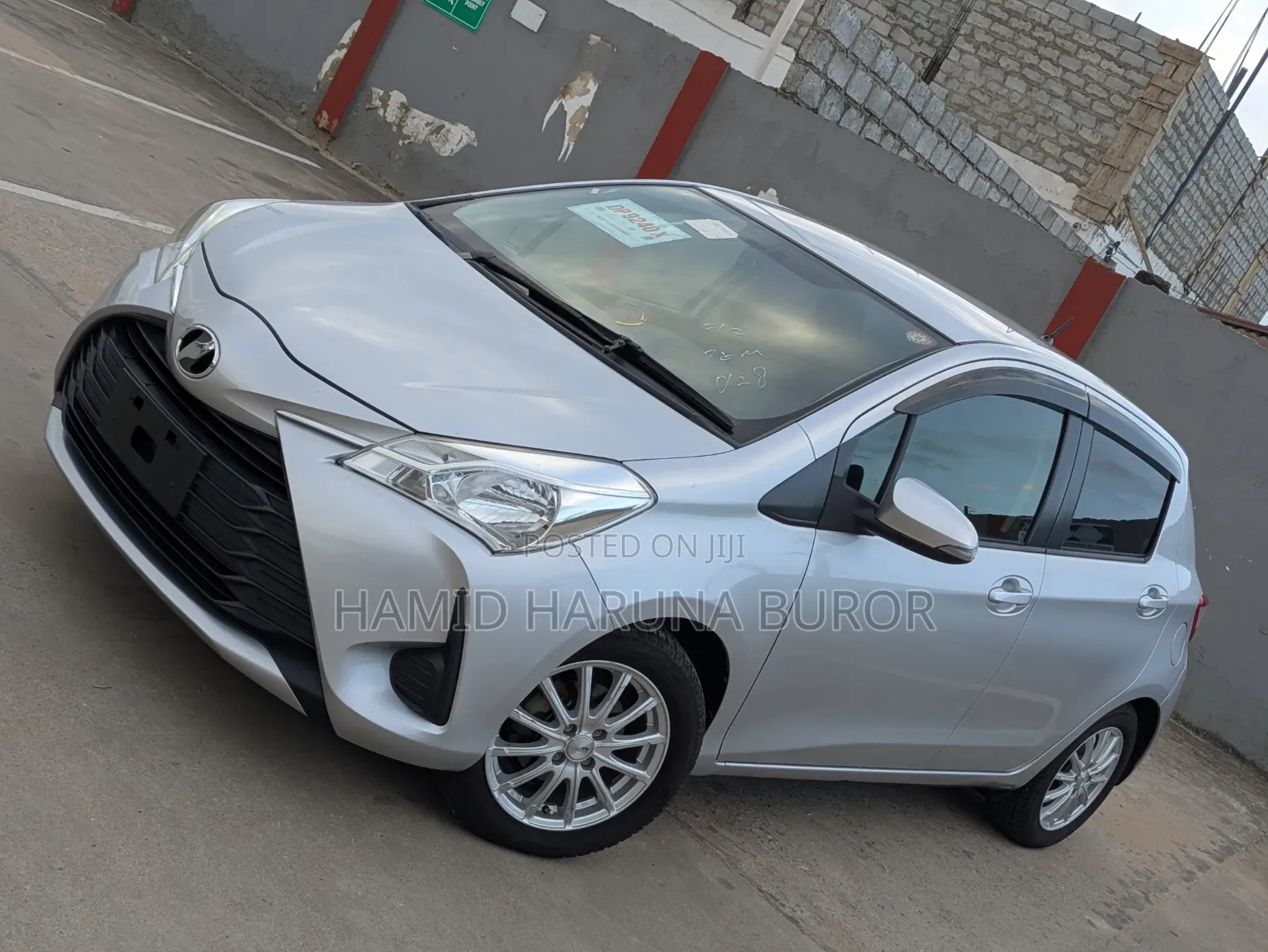 Toyota Vitz 1.3 FWD 5dr 2018 Silver