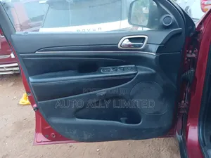 Jeep Cherokee 2014 Red
