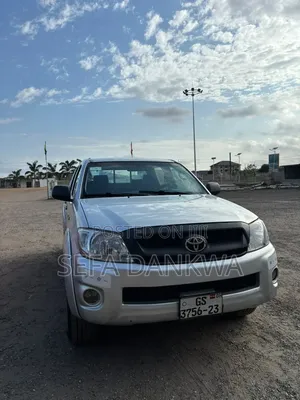 Toyota Hilux 2010 Silver