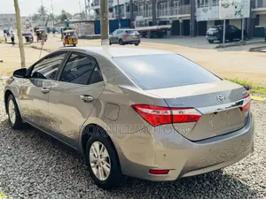 Toyota Corolla L 4dr Sedan (1.8L 4cyl CVT) 2017 Gray