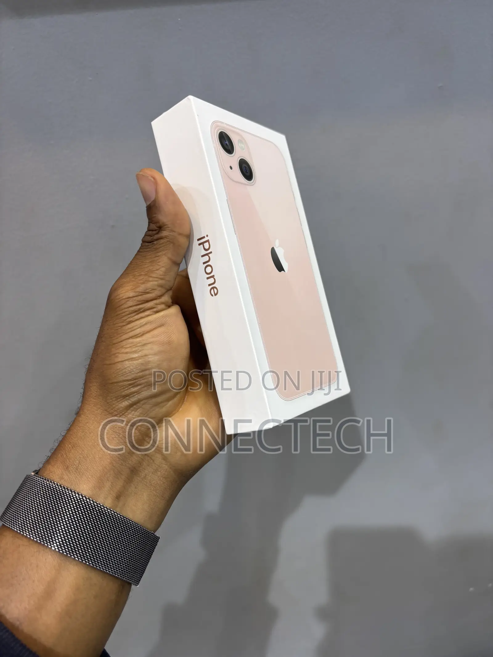 New Apple iPhone 13 128 GB Pink