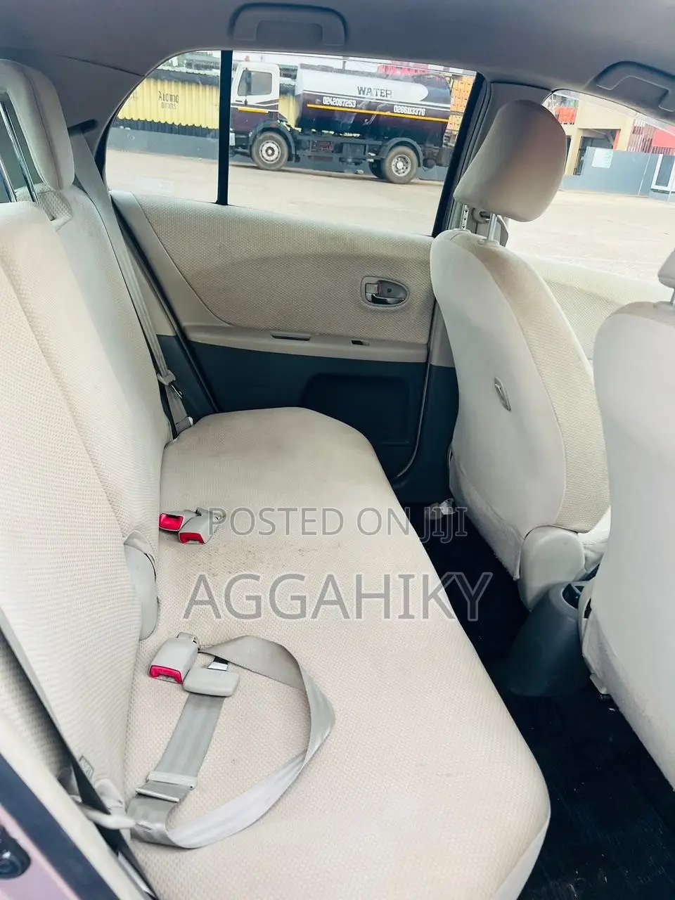 Toyota Vitz 1.3 AWD 5dr 2009 Gray
