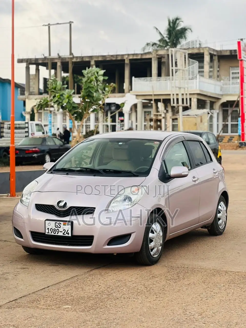 Toyota Vitz 1.3 AWD 5dr 2009 Gray