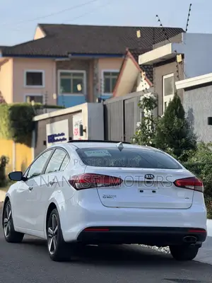 Kia Forte EX Sedan 2017 White