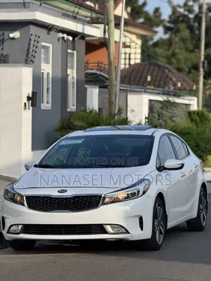 Kia Forte EX Sedan 2017 White