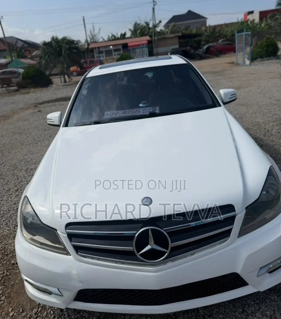 Mercedes-Benz C250 2014 White