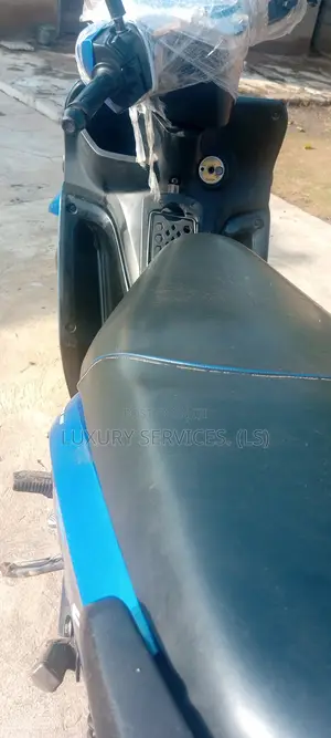 Yamaha 2021 Blue