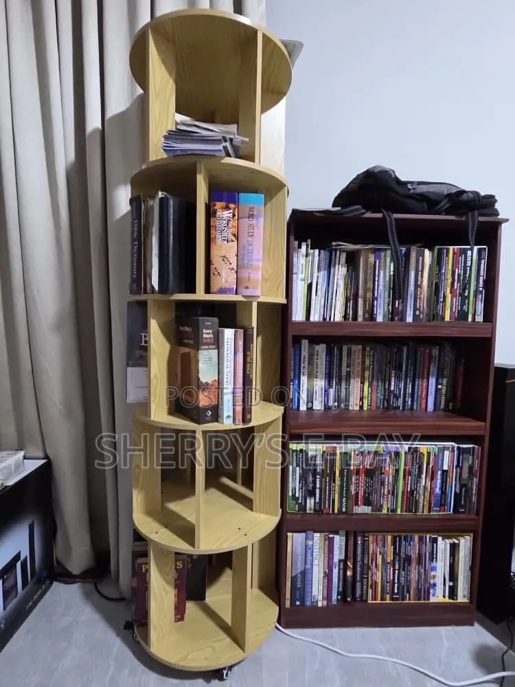 360 Rotating Bookshelves (5 Steps) With Wheels