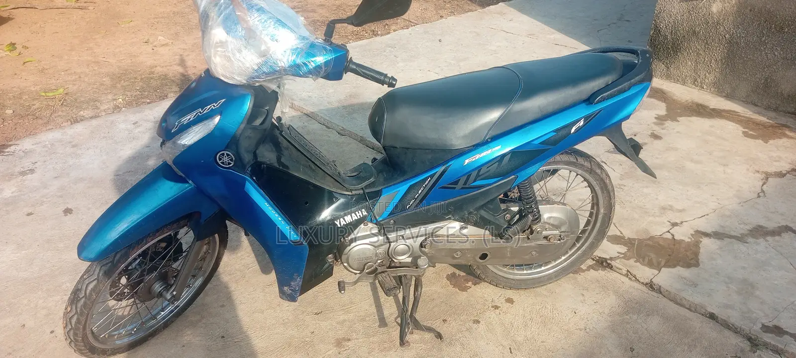 Yamaha 2021 Blue