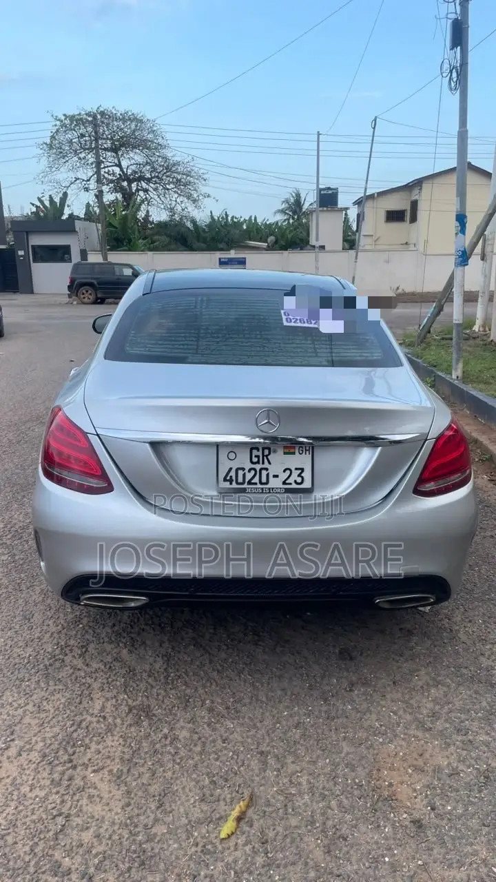 Mercedes-Benz C300 2015 Silver