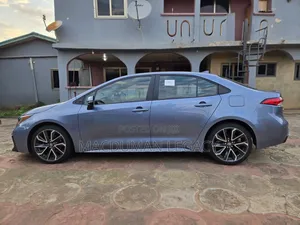 Toyota Corolla 2020 Blue