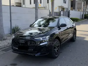 Audi Q8 Premium Plus 2024 Black