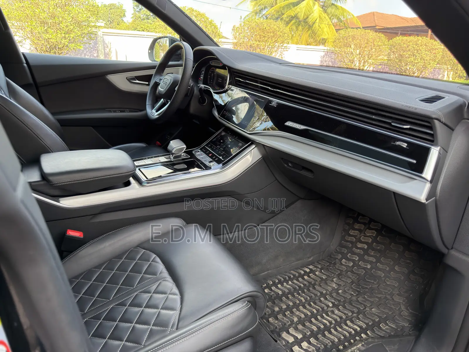 Audi Q8 Premium Plus 2024 Black