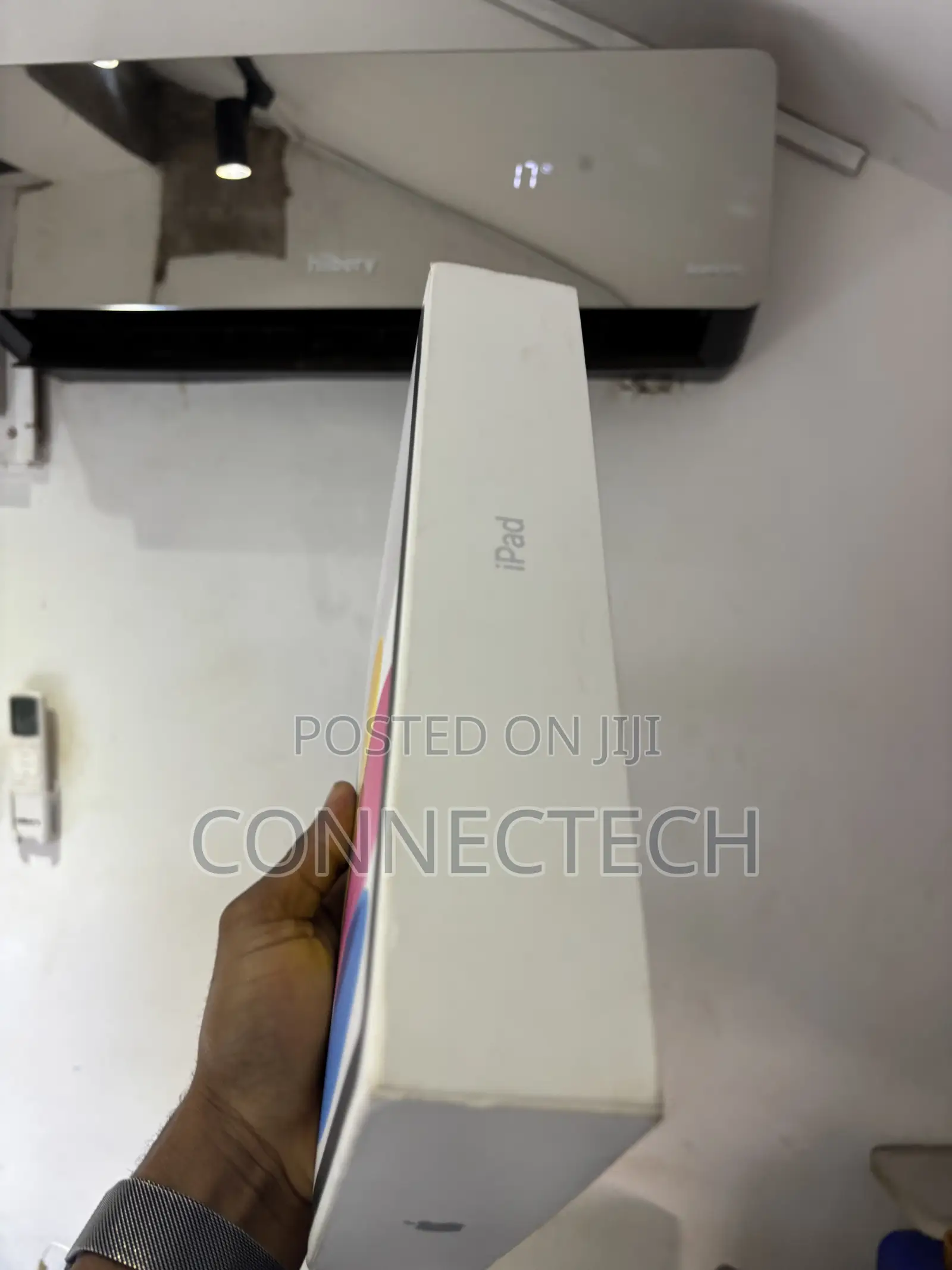New Apple iPad Air 11 (2026) 128 GB Blue
