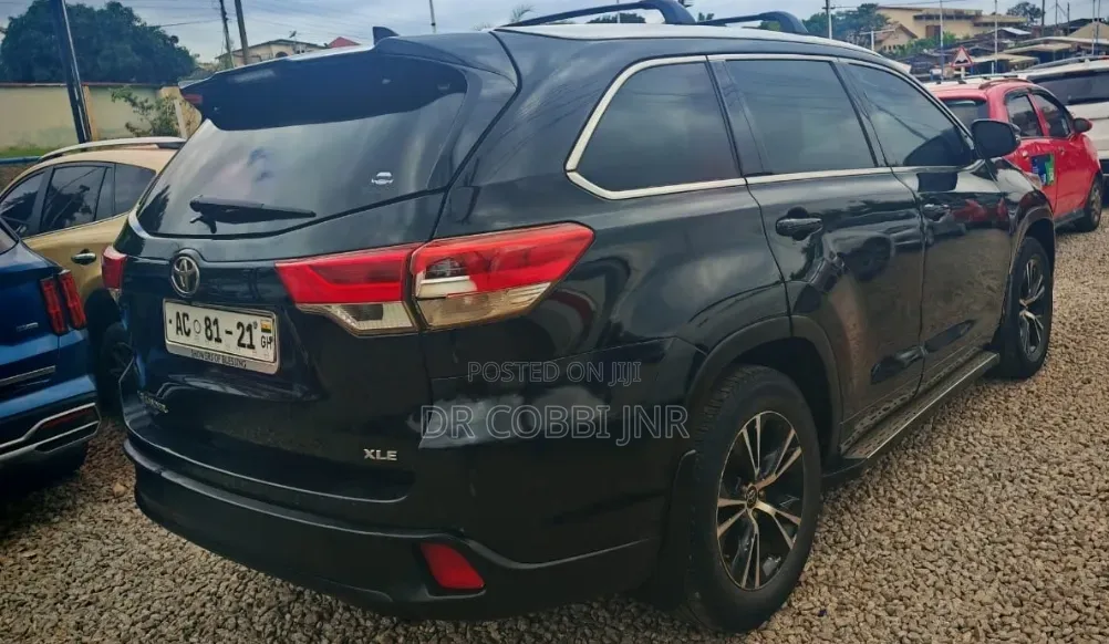 Toyota Highlander XLE 4dr SUV AWD (3.5L 6cyl 6A) 2015 Black