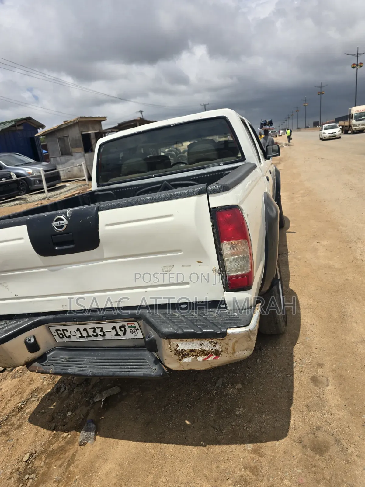 Nissan Hardbody 2014 White