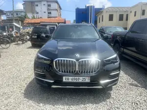 BMW X5 xDrive40i AWD 2020 Black