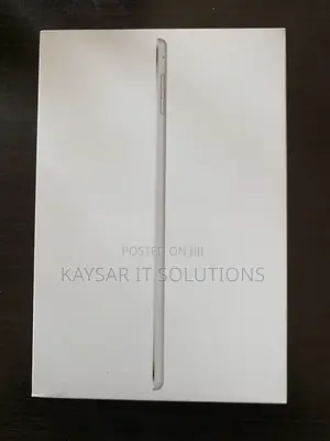 Apple iPad mini 4 128 GB Silver
