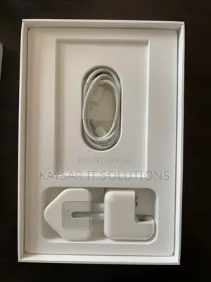 Apple iPad mini 4 128 GB Silver
