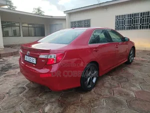 Toyota Camry SE 4dr Sedan (2.5L 4cyl 6A) 2013 Red