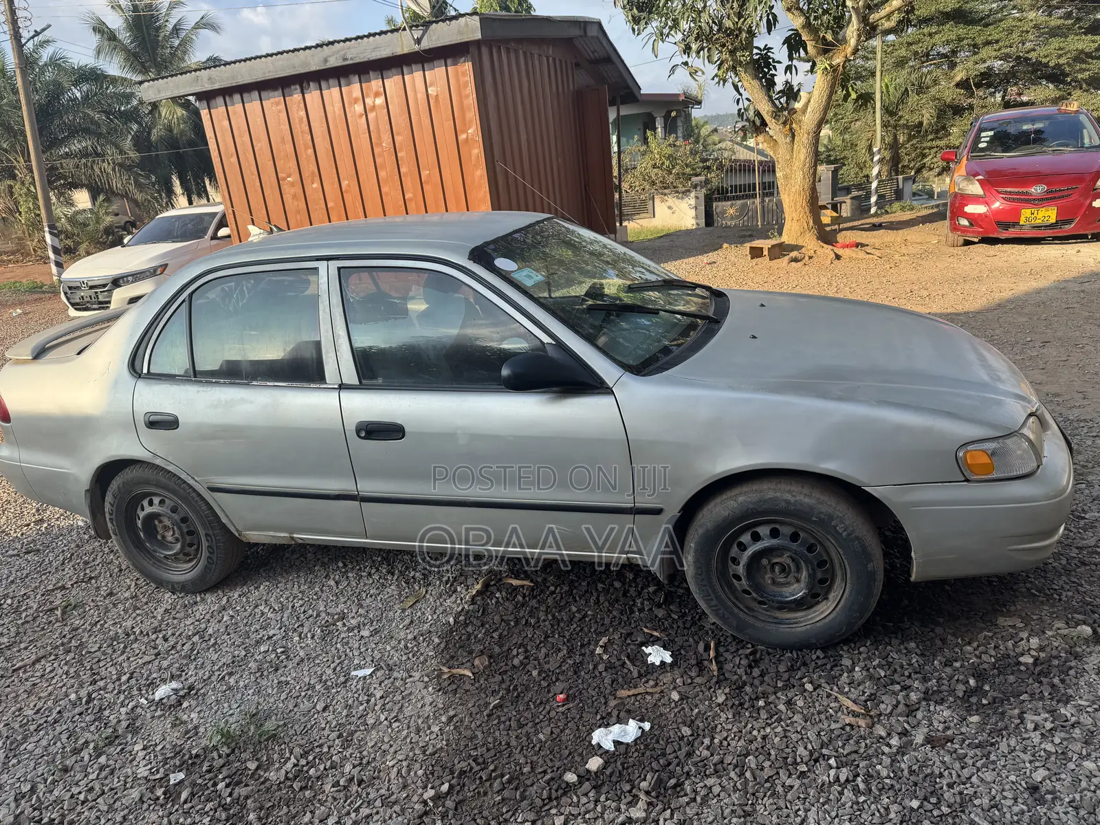 Toyota Corolla Automatic 1999 Gray