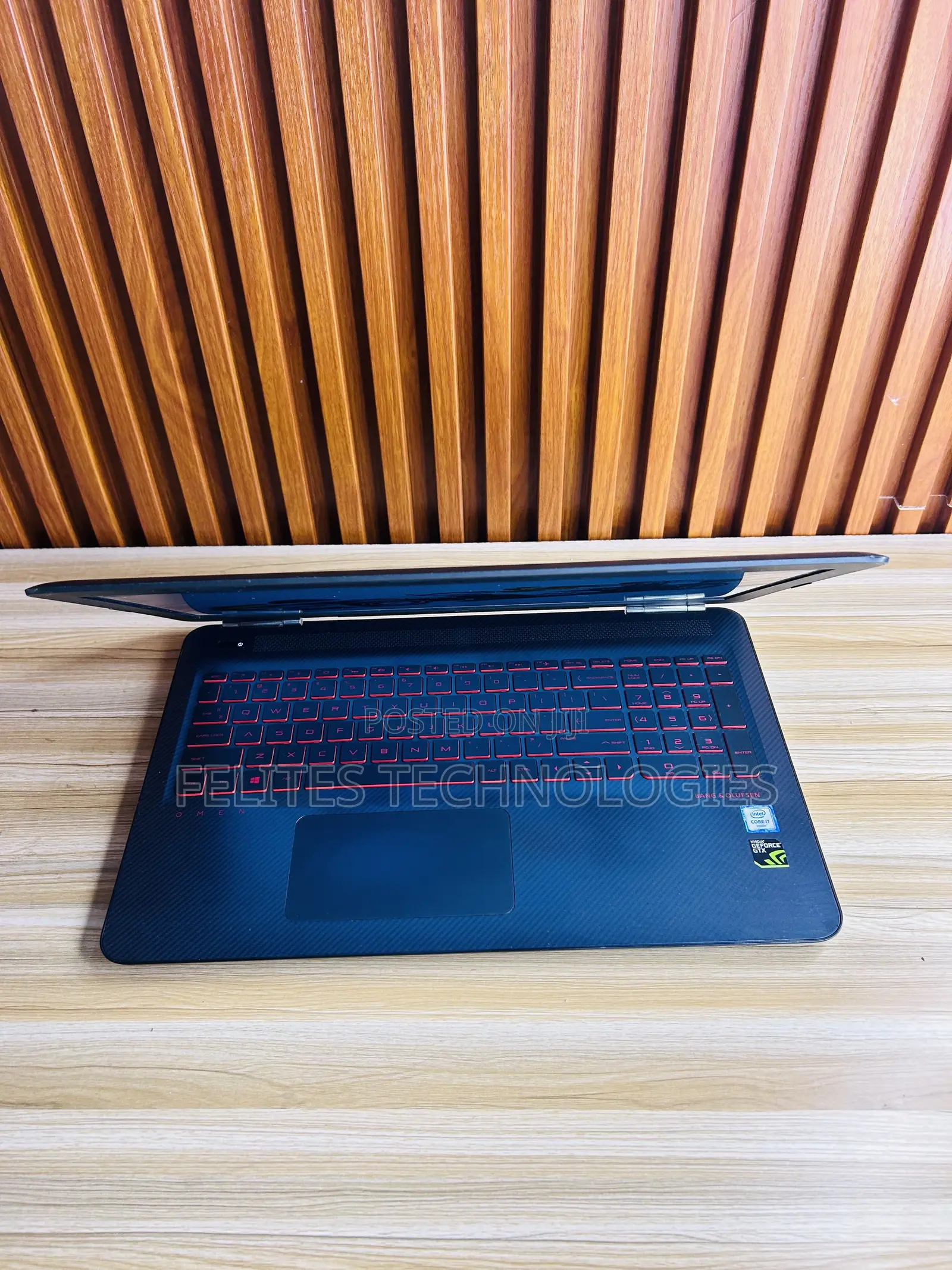 Laptop HP Omen 15 16GB Intel Core i7 SSD 256GB