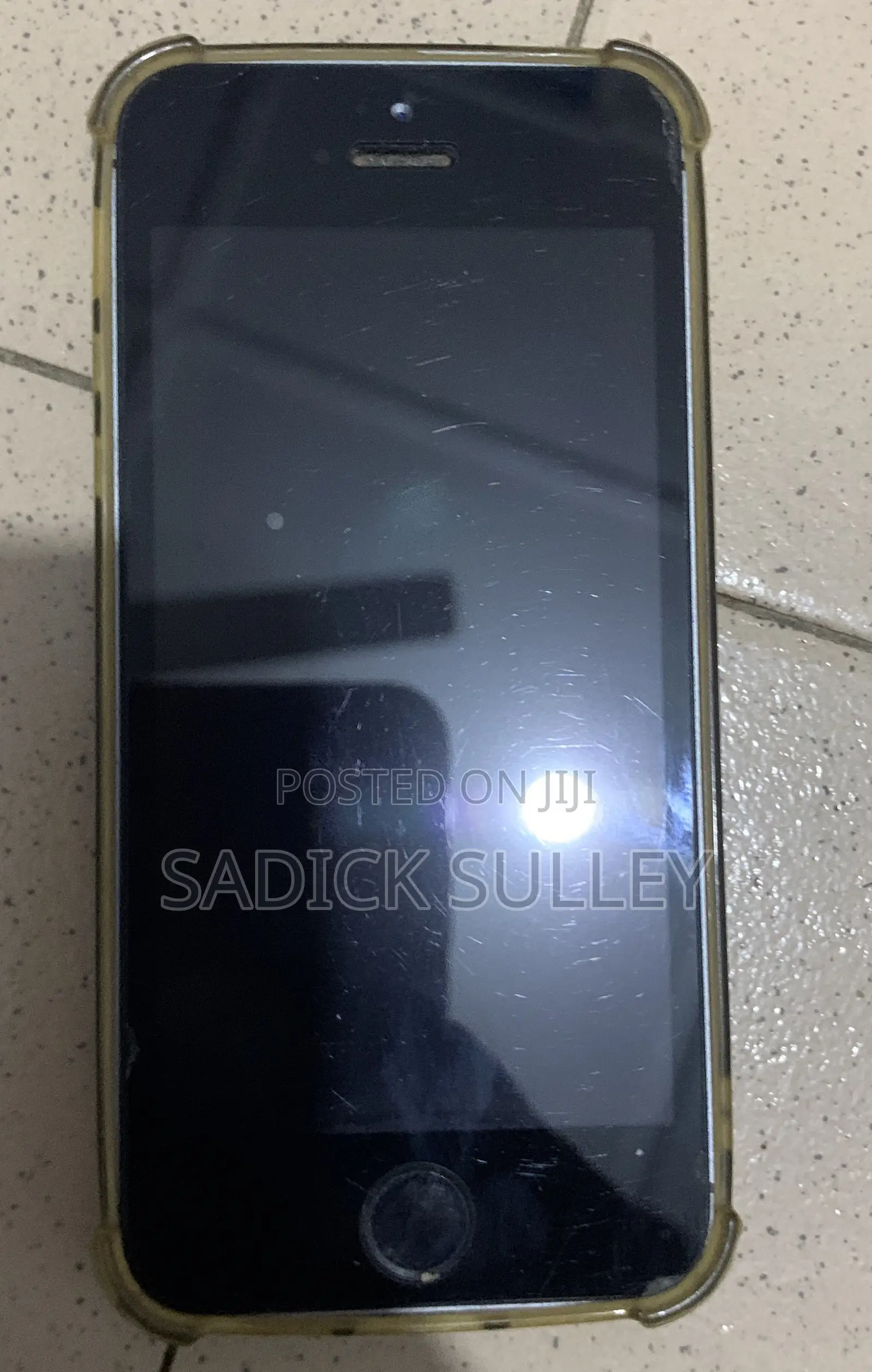 Apple iPhone 5s 16 GB Gray