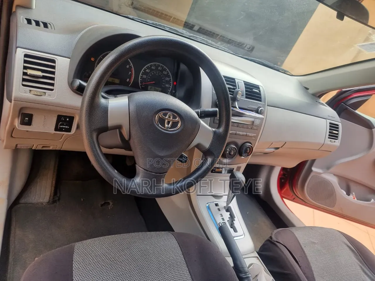 Toyota Corolla 2011 Red