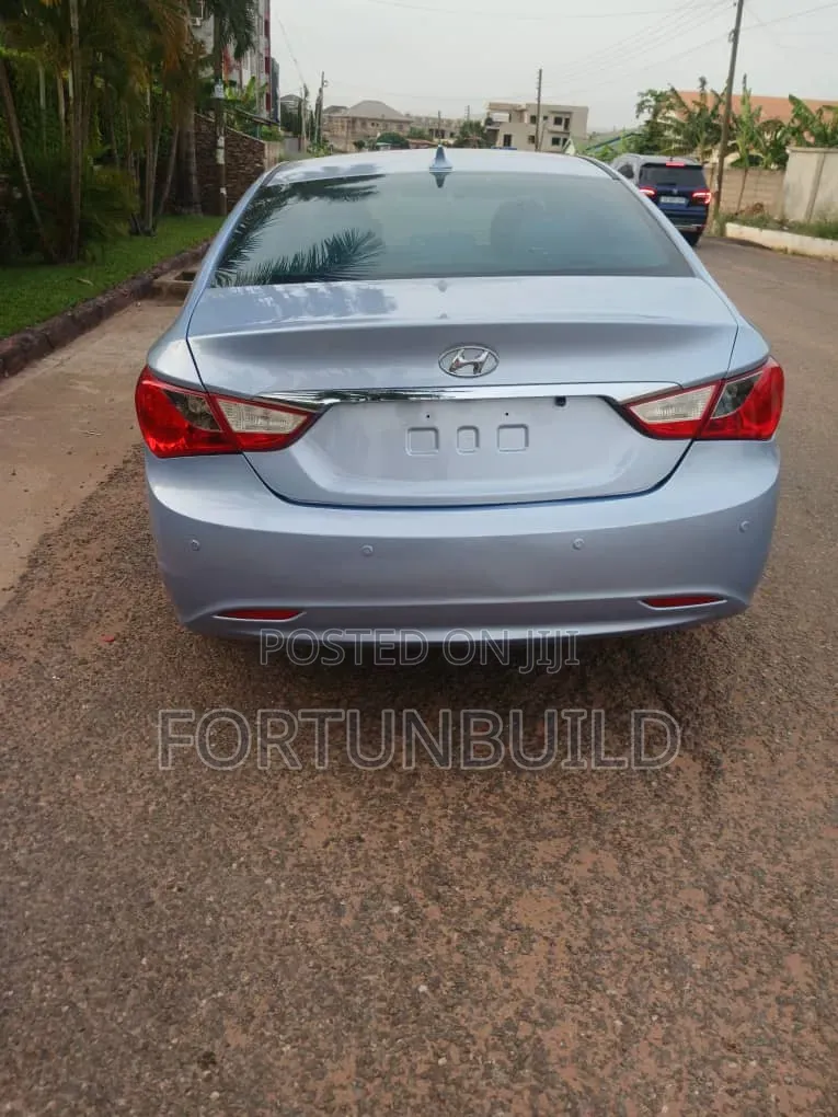 Hyundai Sonata 2012 Blue