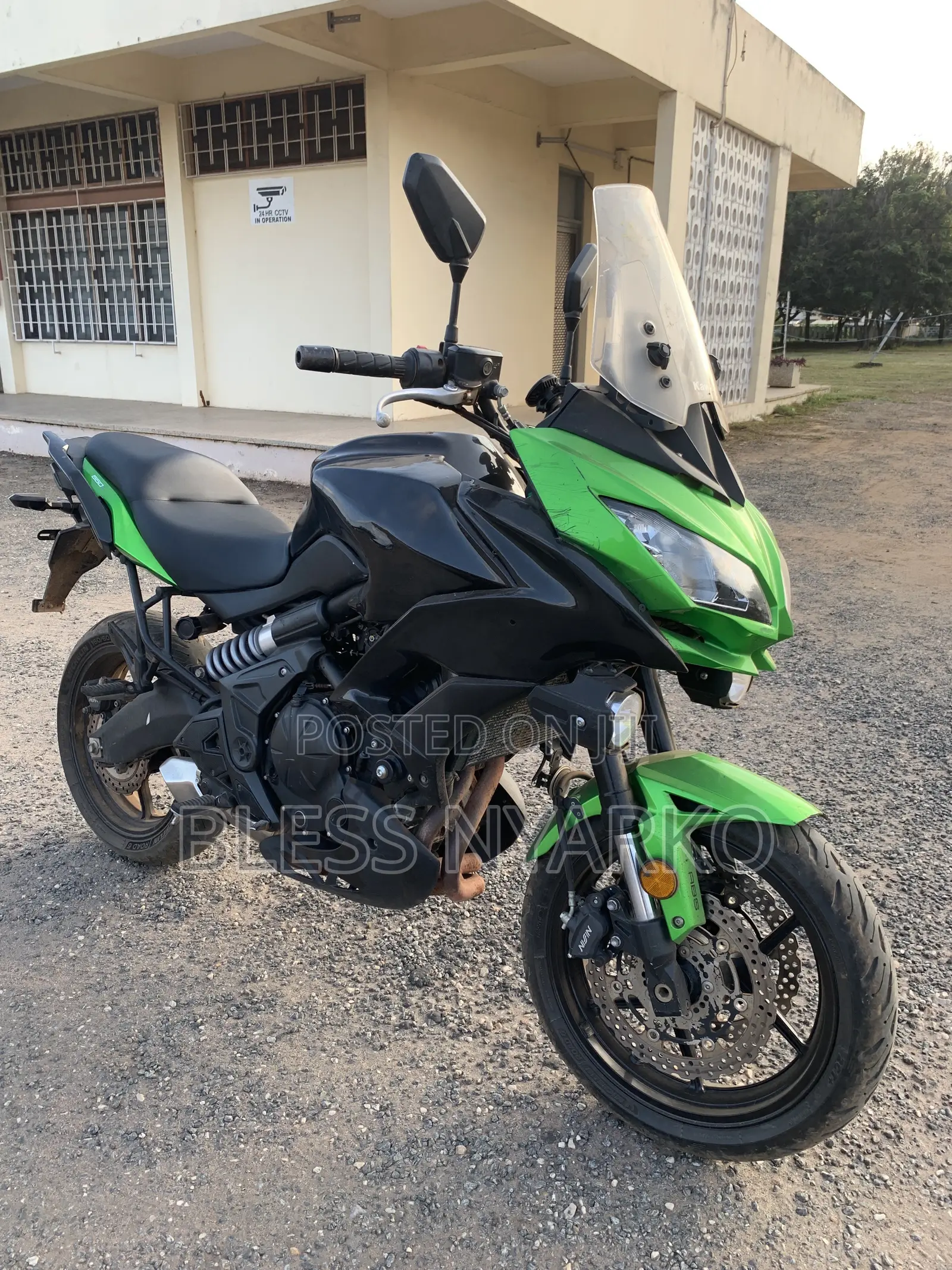Kawasaki Versys 650 2023 Green