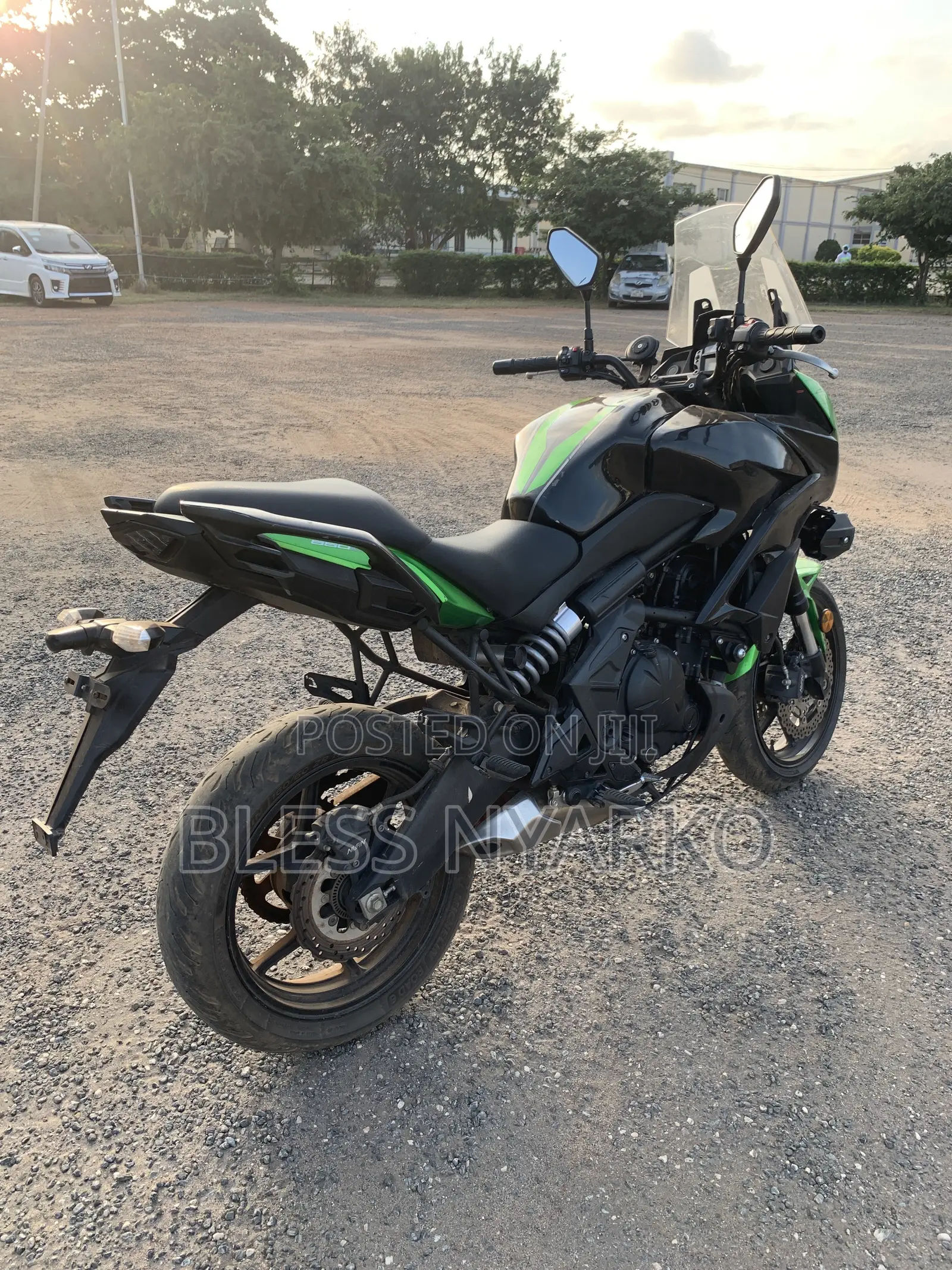 Kawasaki Versys 650 2023 Green