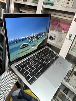 Laptop Apple MacBook Pro 2020 M1 16GB Apple M1 SSD 512GB