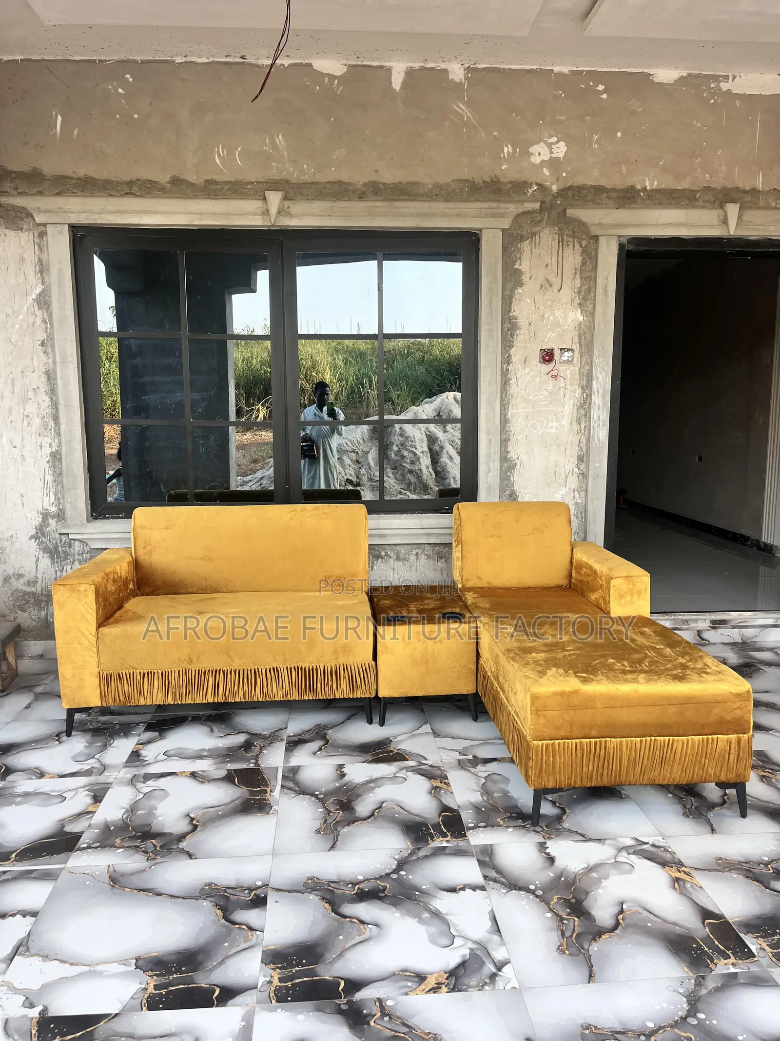 Royal Ascent Sectional Sofa for Luxury Loving Rooms