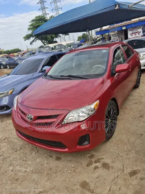 Toyota Corolla 2013 Red